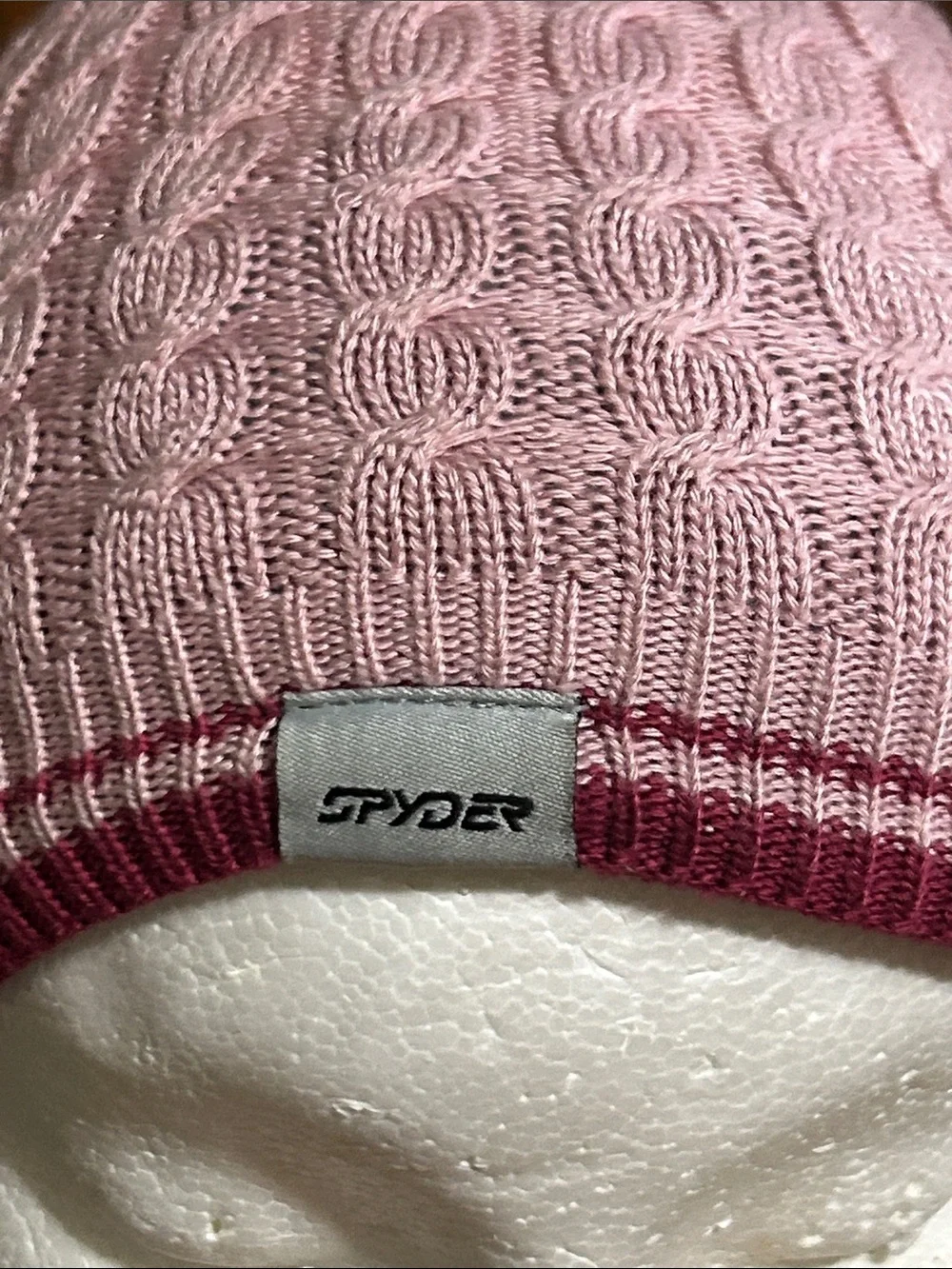 Spyder Light Pink Cable Knit Beanie with Dark Pink Trim NWOT One Size